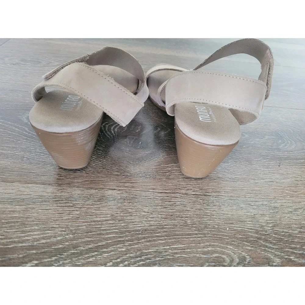 Munro lucia leather